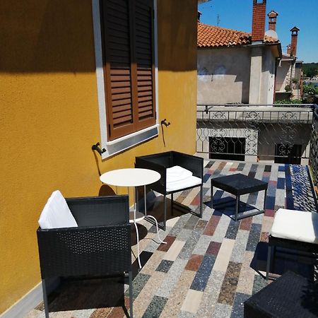 Апартаменти App Palcic K Novigrad  Екстер'єр фото
