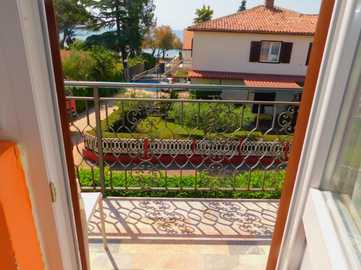 Апартаменти App Palcic K Novigrad  Екстер'єр фото